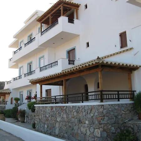 Guest house Maravelias House