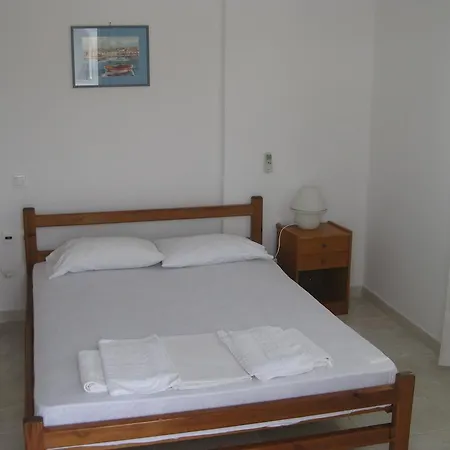 Affittacamere Maravelias House