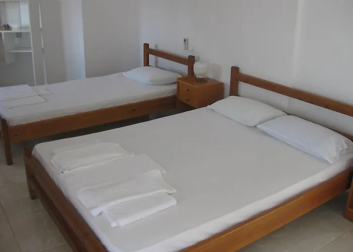 Guest house Maravelias House