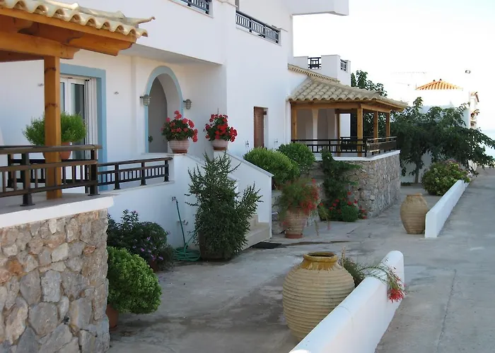 Maravelias House Guest house