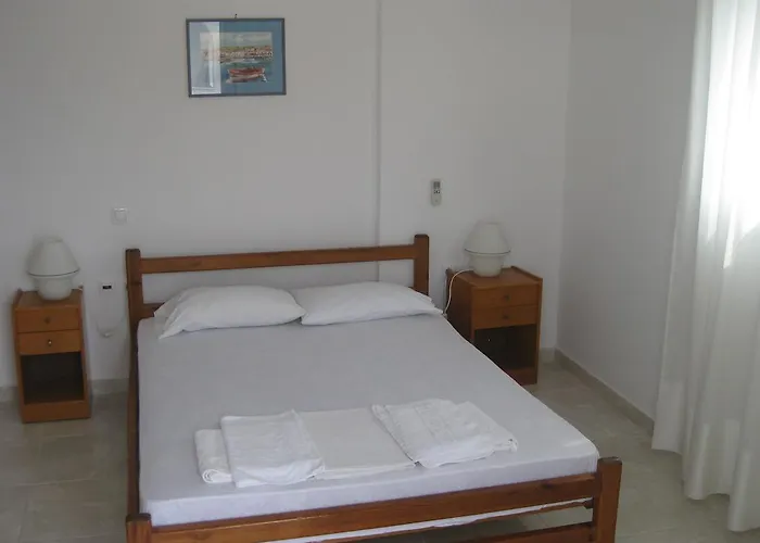 Guest house Maravelias House