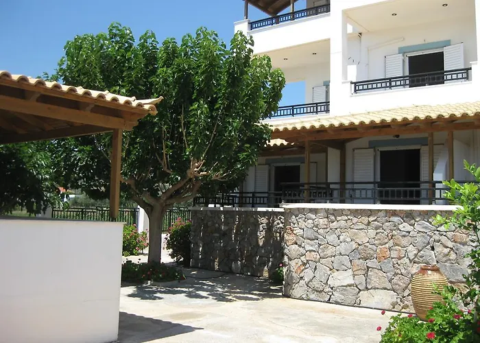 Гостевой дом Maravelias House Архангелос