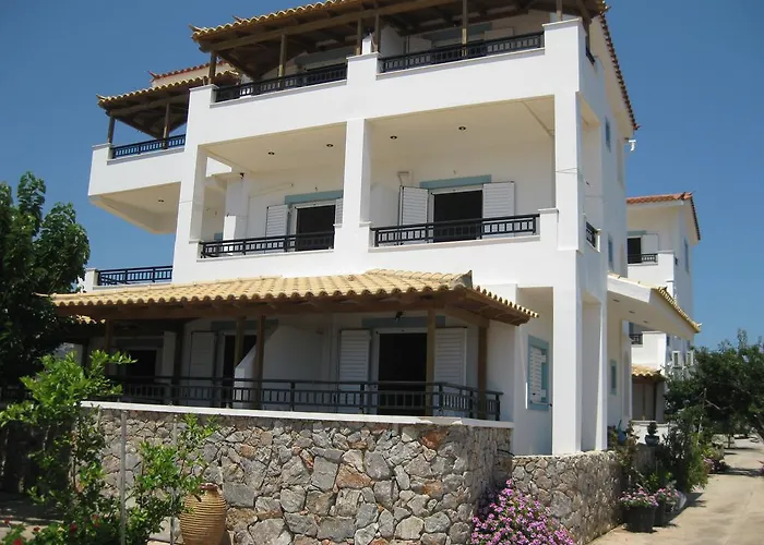 Maravelias House Архангелос